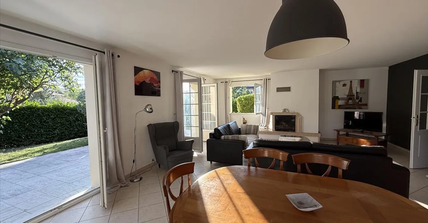 Magnifica villa di lusso, vicino a Meinier, Veigy, ideale per una famiglia - Foto 4 di 10