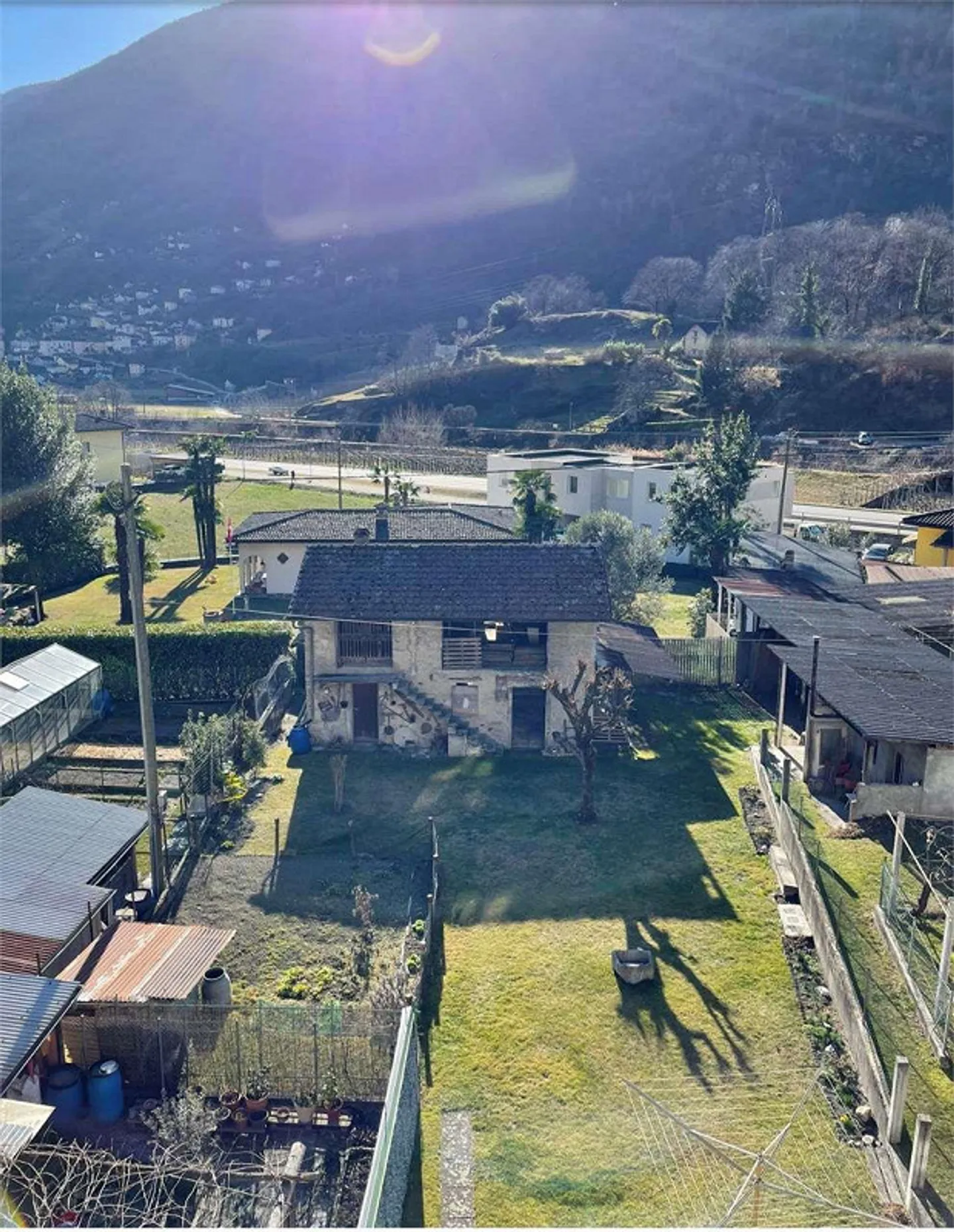 Malvaglia, ganzes Gebäude mit 3 Wohnungen - Foto 9 von 13