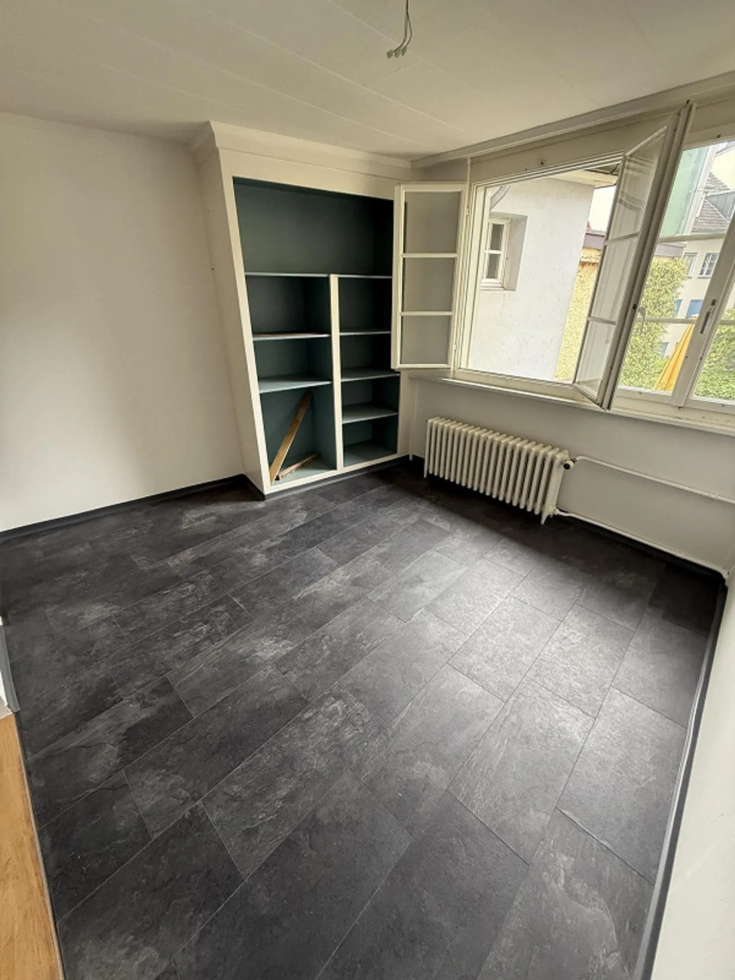Casa ristrutturata con 6 stanze su 3 piani, nel centro città - Foto 11 di 13