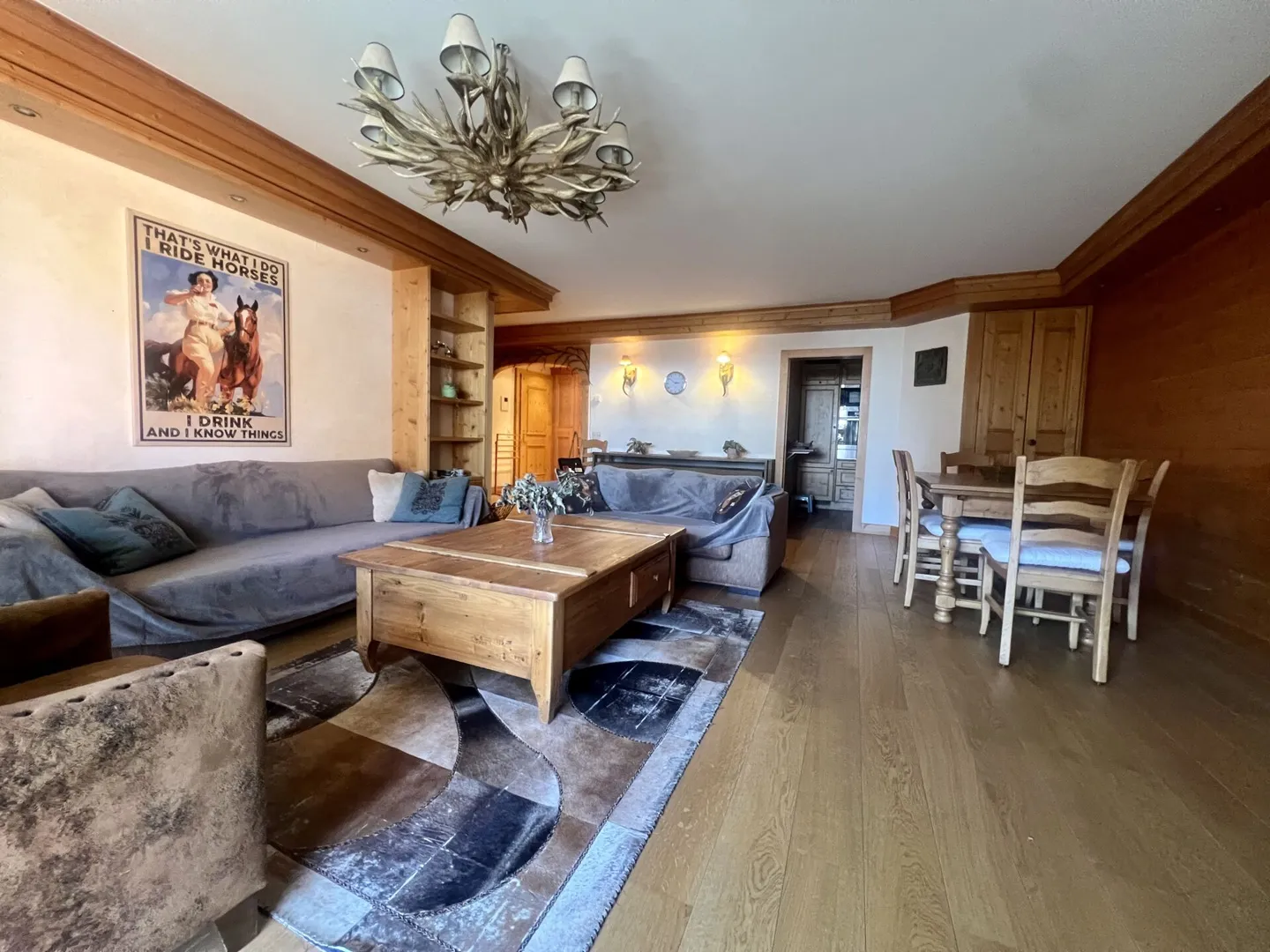 APPARTEMENT MAGNIFIQUE AU CENTRE DE CRANS-MONTANA - Photo 1 sur 9