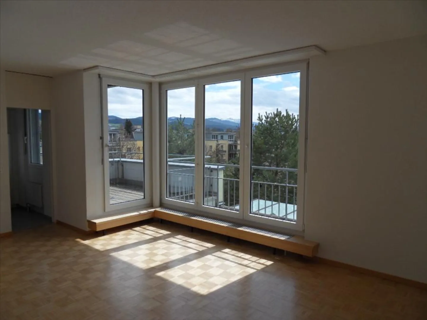 Charmante Wohnung in Münsingen - Foto 2 von 5