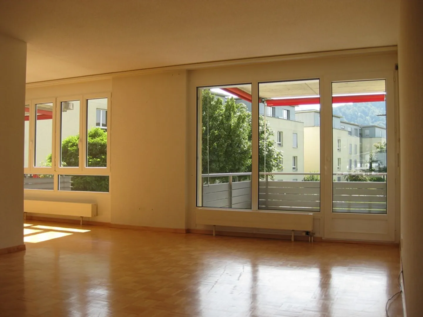 Charmante Wohnung in Münsingen - Foto 3 von 5