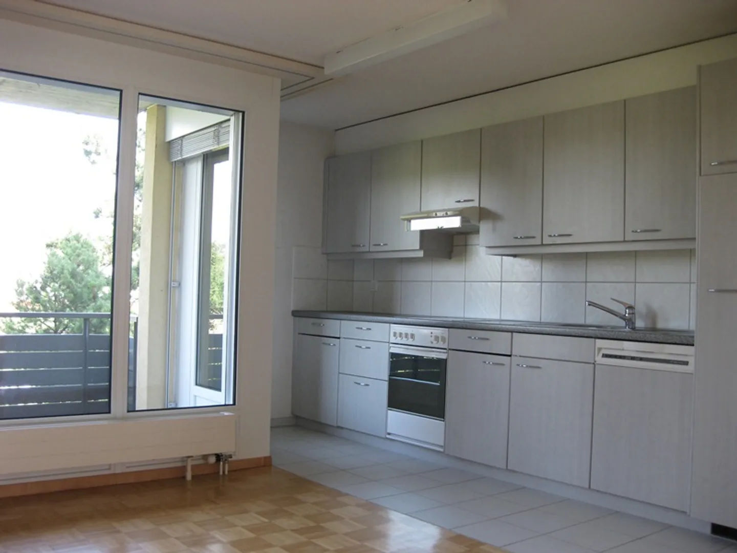 Charmante Wohnung in Münsingen - Foto 4 von 5