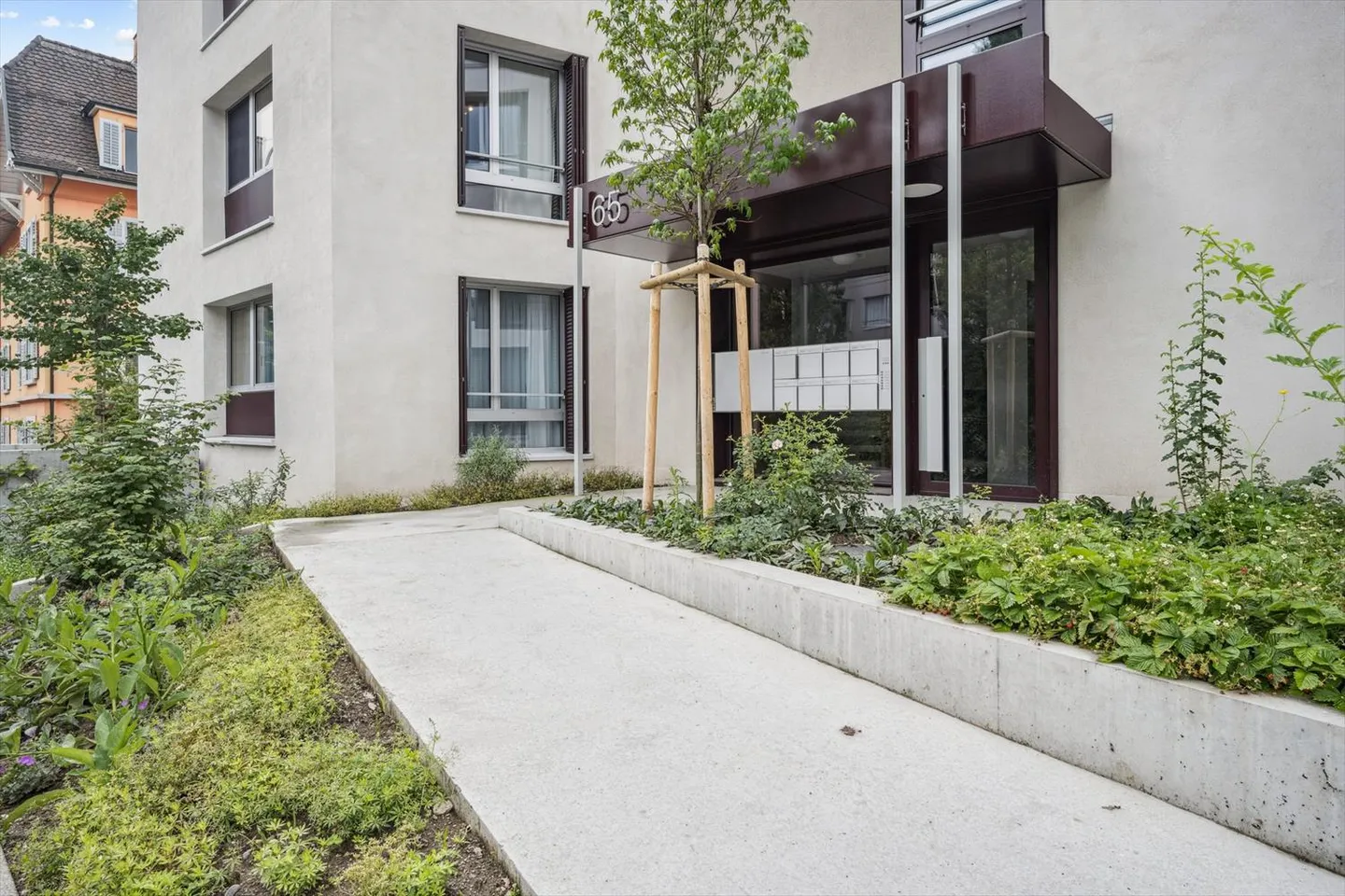 Quiet and spacious 4.5 room apartment is looking for you! - Photo 1 of 9