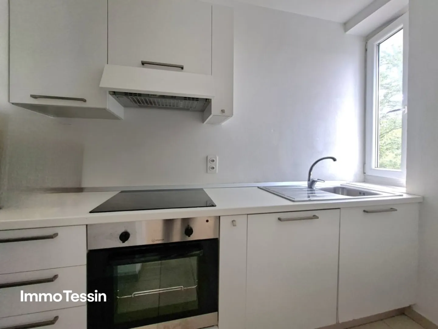 Belle appartement de 2 pièces dans une maison de 4 parties à quelques minutes de Lugano - Photo 7 sur 10