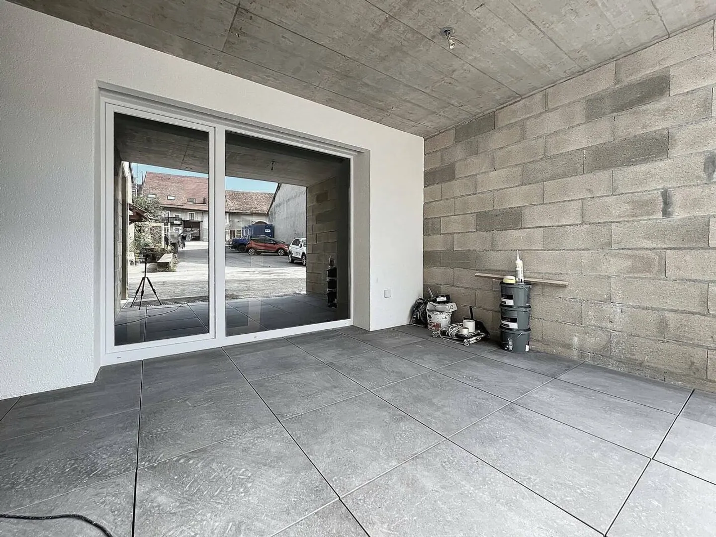 New 3.5-room apartment with terrace - Photo 5 of 7