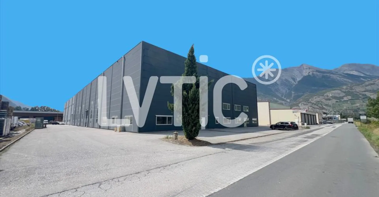 Industriehalle, Büros von 1080 m2 zur Miete nahe Sion - Vétroz - Foto 1 von 10