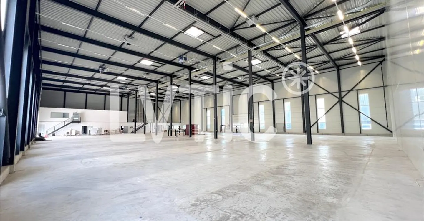 Industriehalle, Büros von 1080 m2 zur Miete nahe Sion - Vétroz - Foto 5 von 10