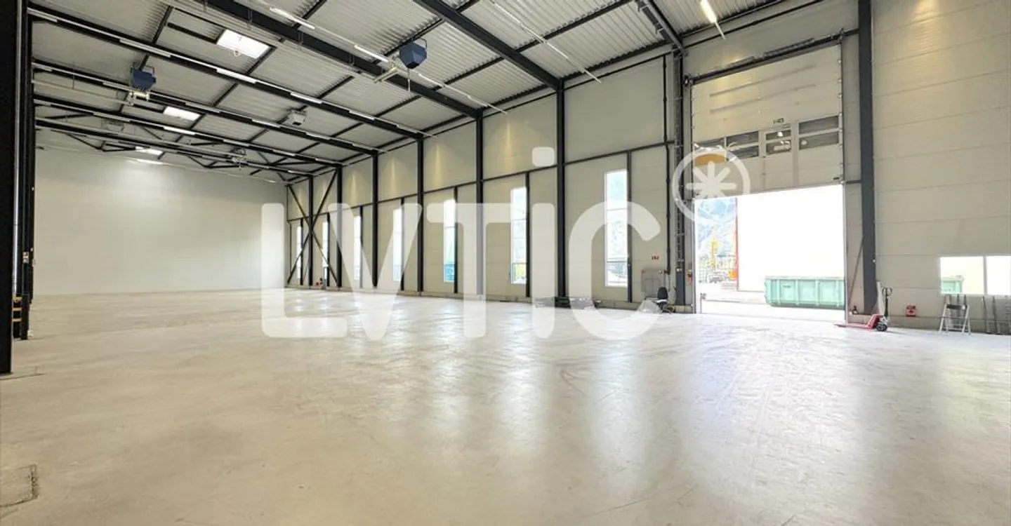 Industriehalle, Büros von 1080 m2 zur Miete nahe Sion - Vétroz - Foto 6 von 10