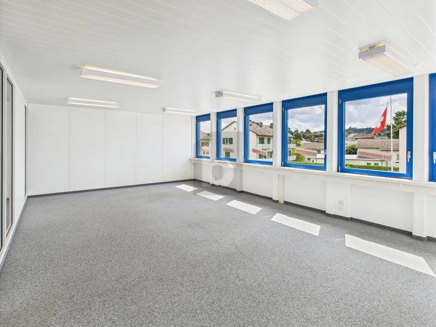 Bureau à louer - Photo 2 sur 5