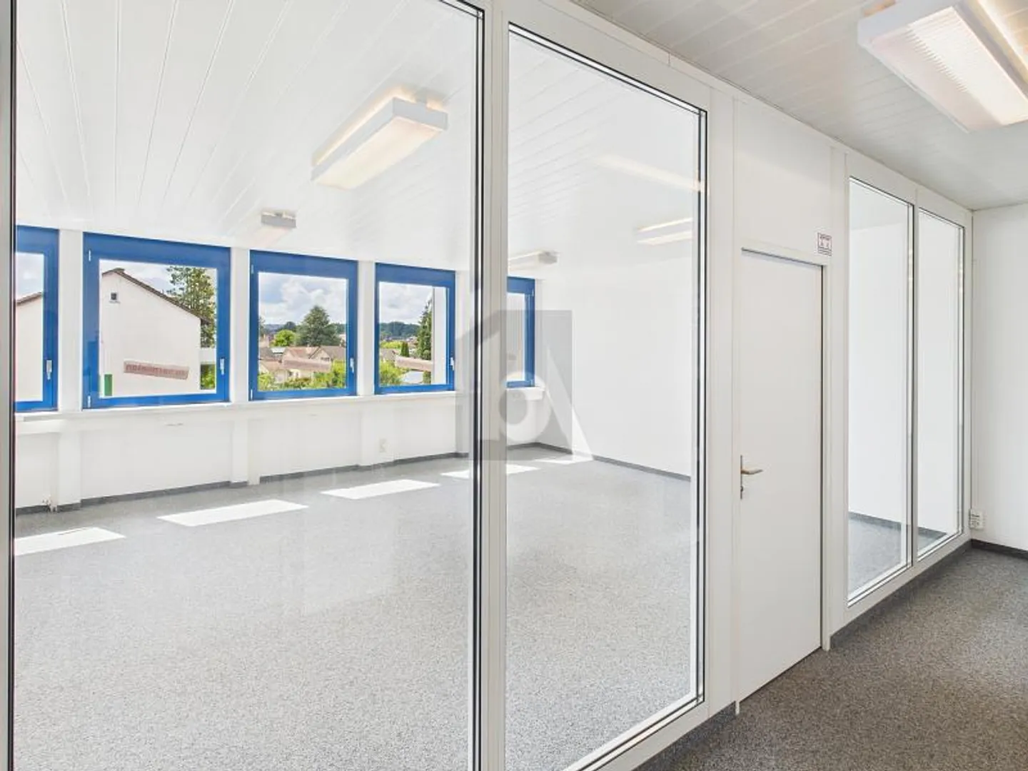 Bureau à louer - Photo 1 sur 5