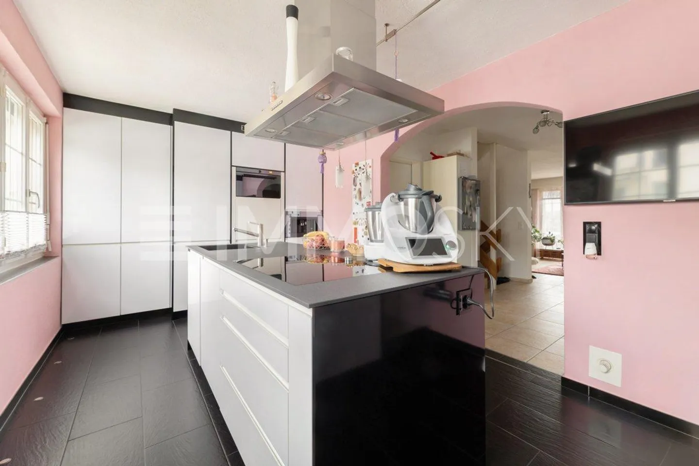 La tua nuova casa: tranquilla, spaziosa e ristrutturata - Foto 3 di 5