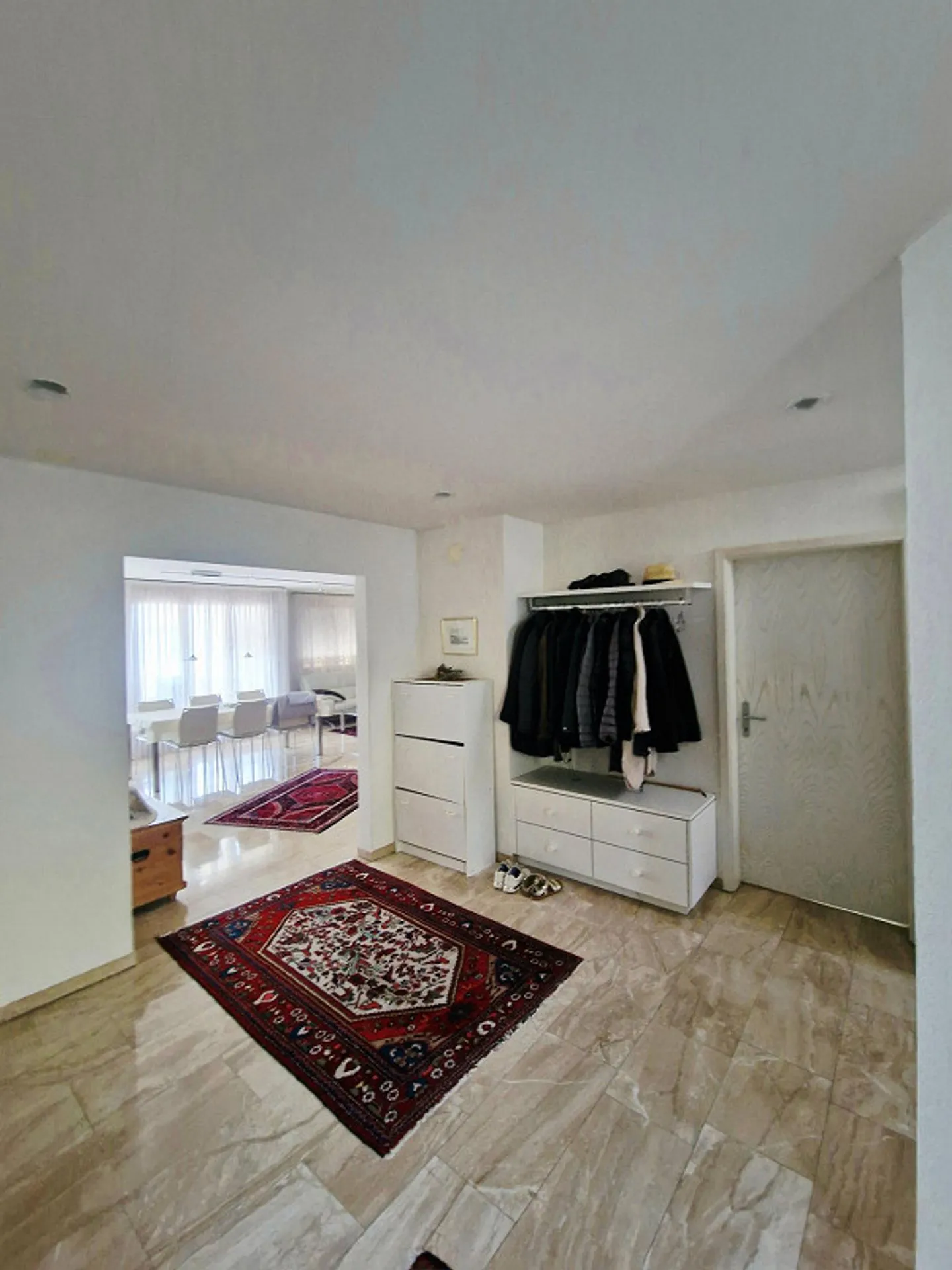 Casa residenziale di 5,5 stanze nella posizione più bella con vista sul lago e sulla montagna - Foto 18 di 29