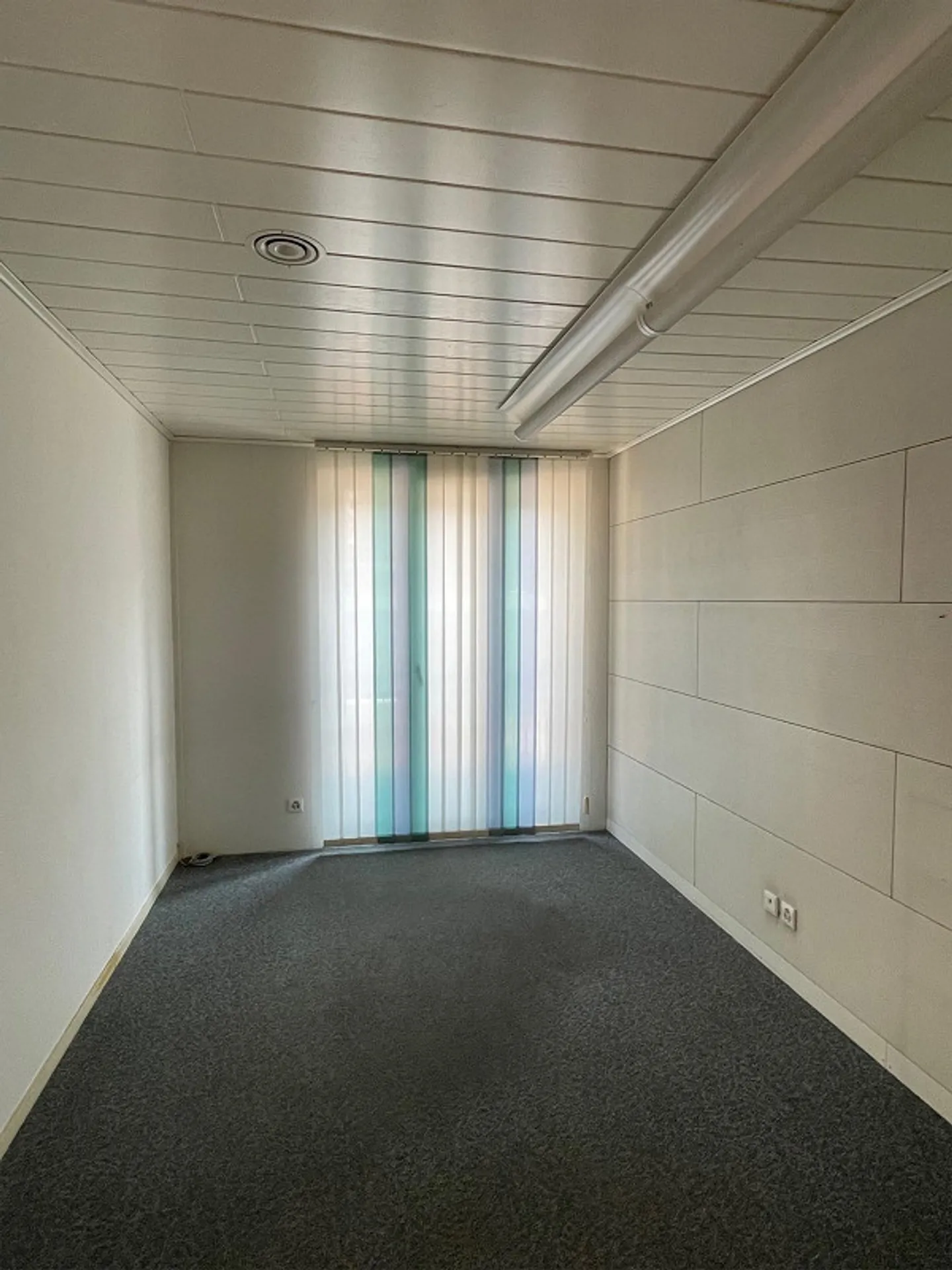 IHRE GEWERBLICHE FLÄCHE IM HERZEN VON BELLINZONA - Foto 7 von 10