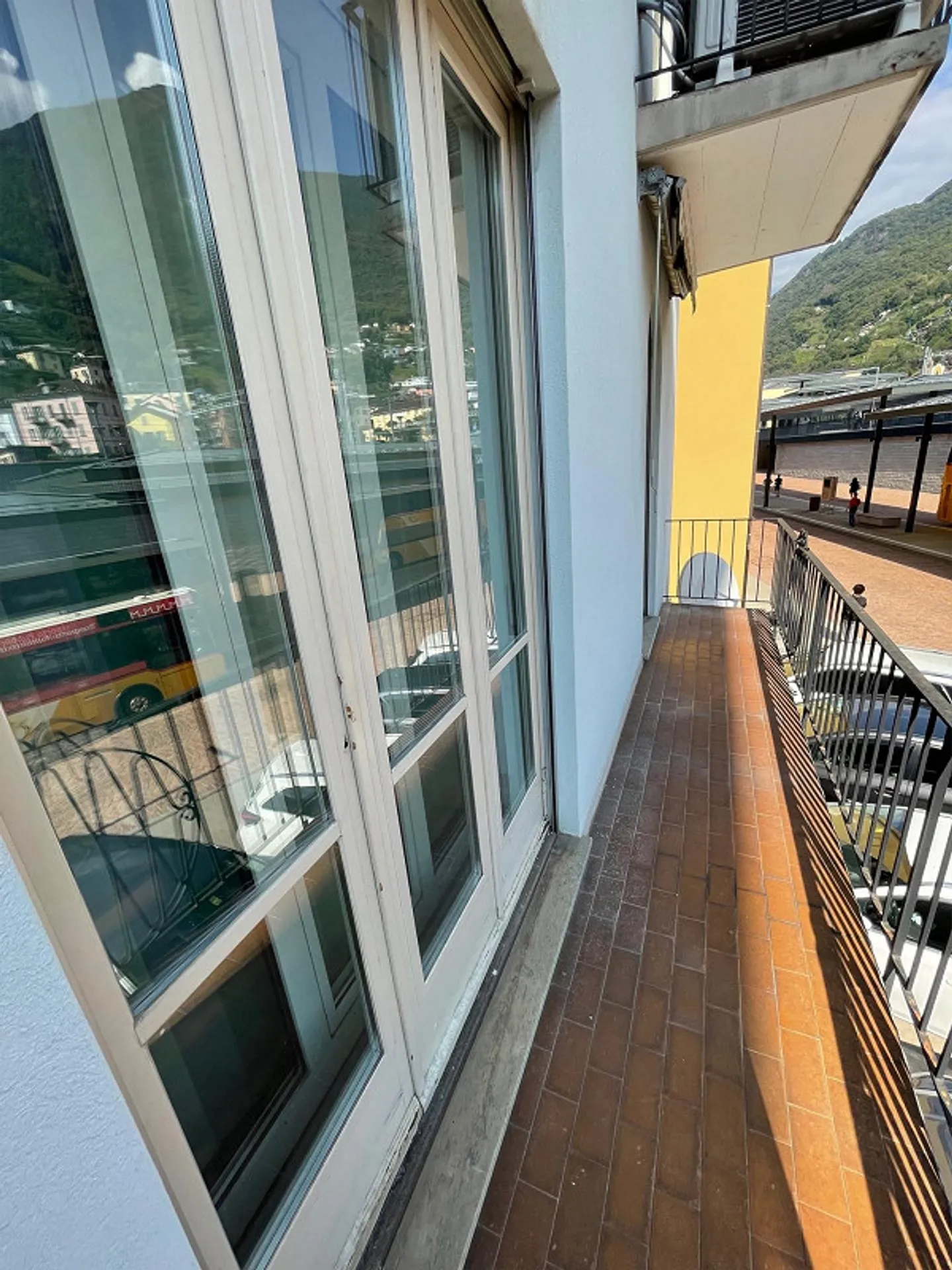 IHRE GEWERBLICHE FLÄCHE IM HERZEN VON BELLINZONA - Foto 8 von 10