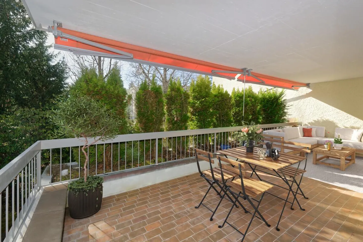 Grosszügige Wohnung mit Wellness - Foto 4 von 5