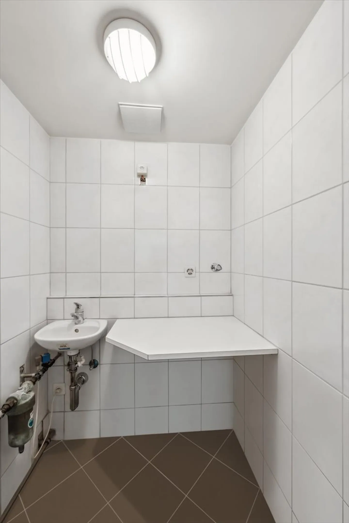 Ampie aree ufficio o studio a Oberwil - Foto 5 di 5