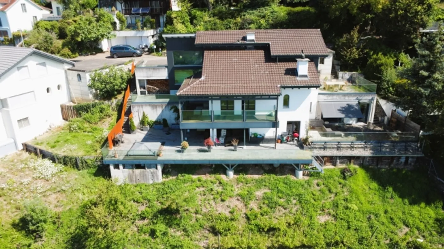 Vivere esclusivo con vista: casa di 8 stanze con appartamento - Foto 11 di 13