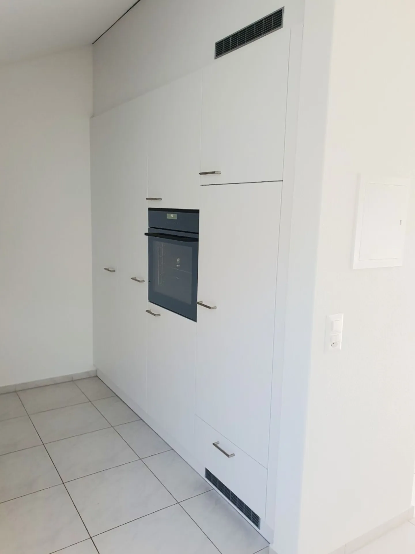 Appartement en penthouse confortable dans un quartier résidentiel calme - Photo 3 sur 12