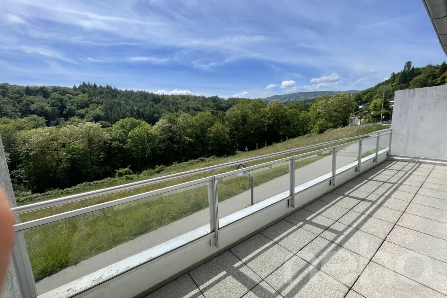 Aperçu de la forêt et d'un verger - Photo 1 sur 13