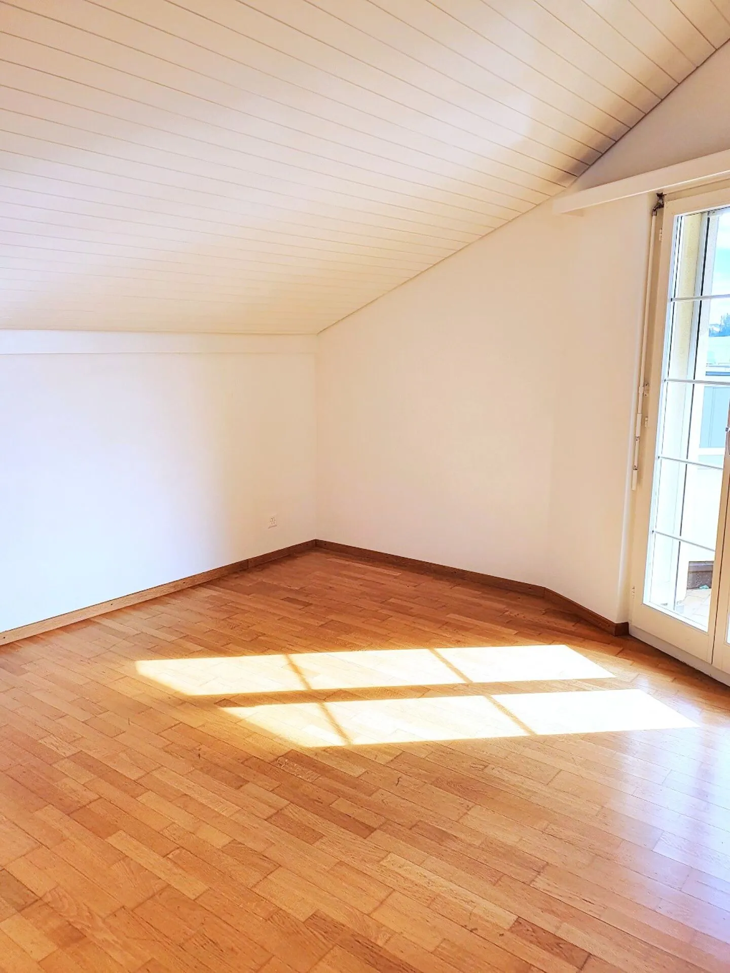 Appartement en penthouse confortable dans un quartier résidentiel calme - Photo 9 sur 12