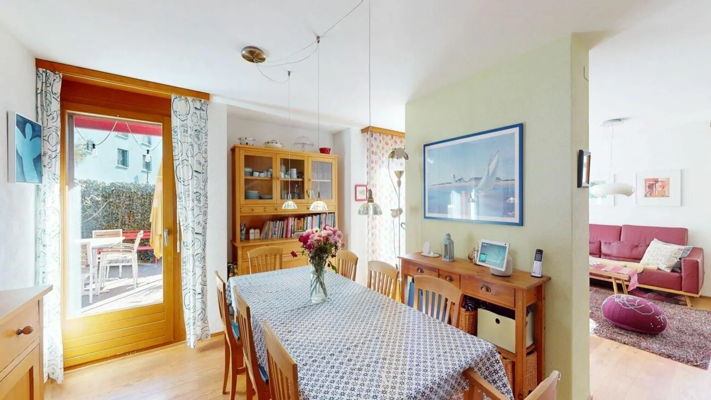 Familienglück mit Garten - Foto 2 von 15