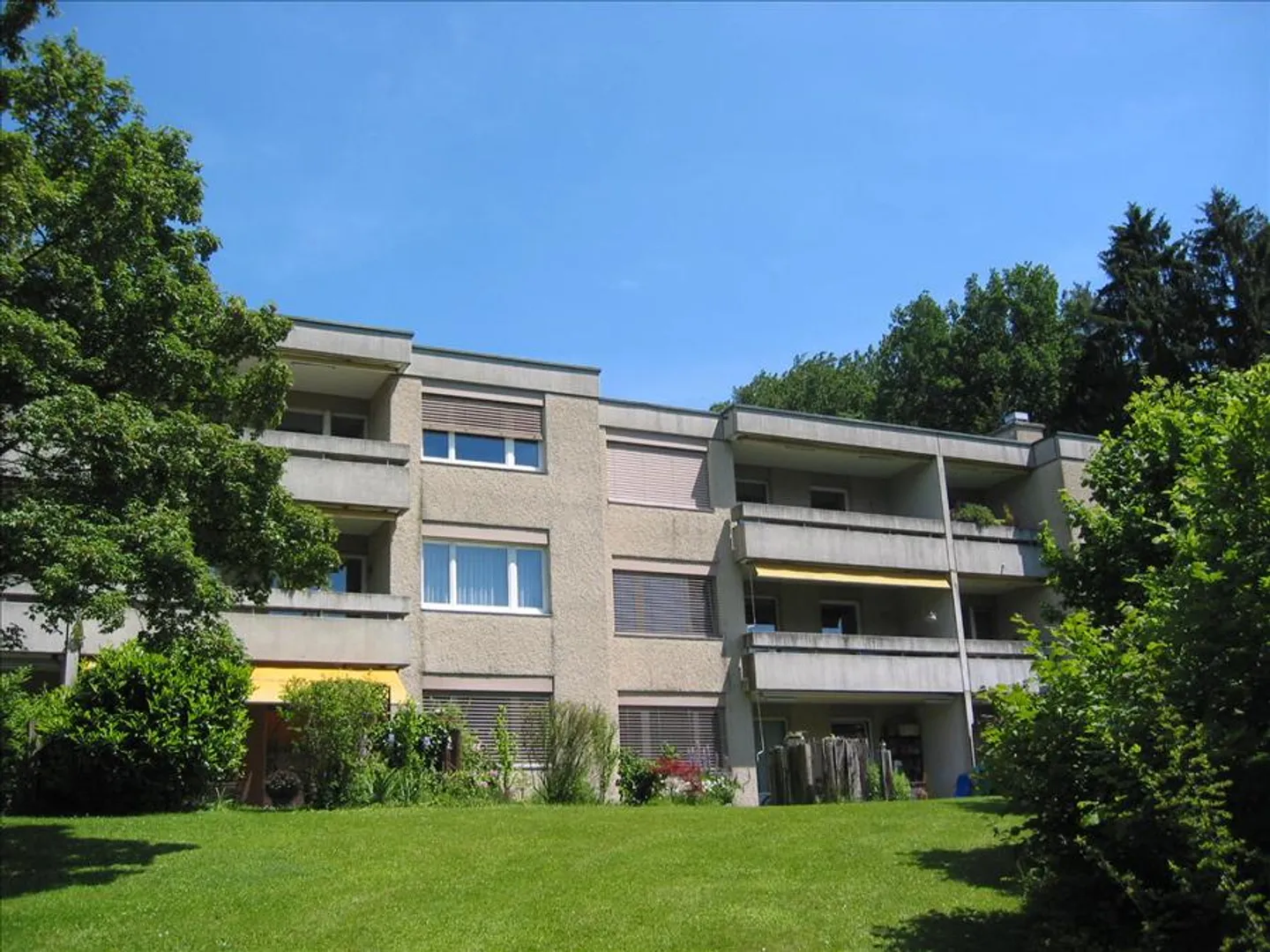 Sanierte Attikawohnung mit Terrasse - Foto 1 von 5