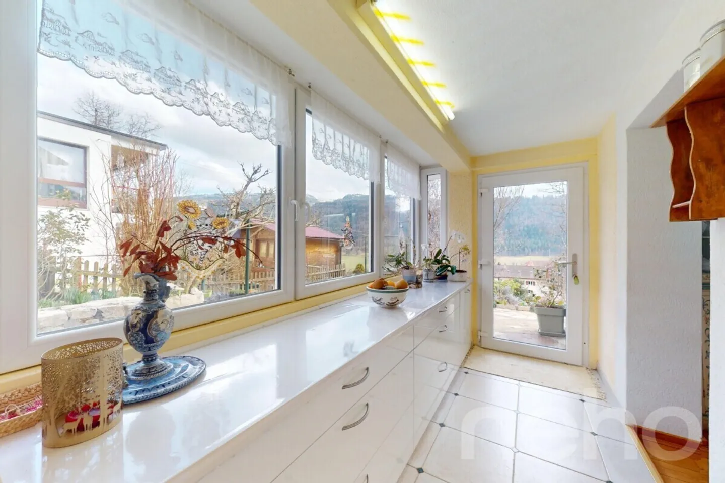 Superb detached house with large garden and unobstructed view - Photo 12 of 13