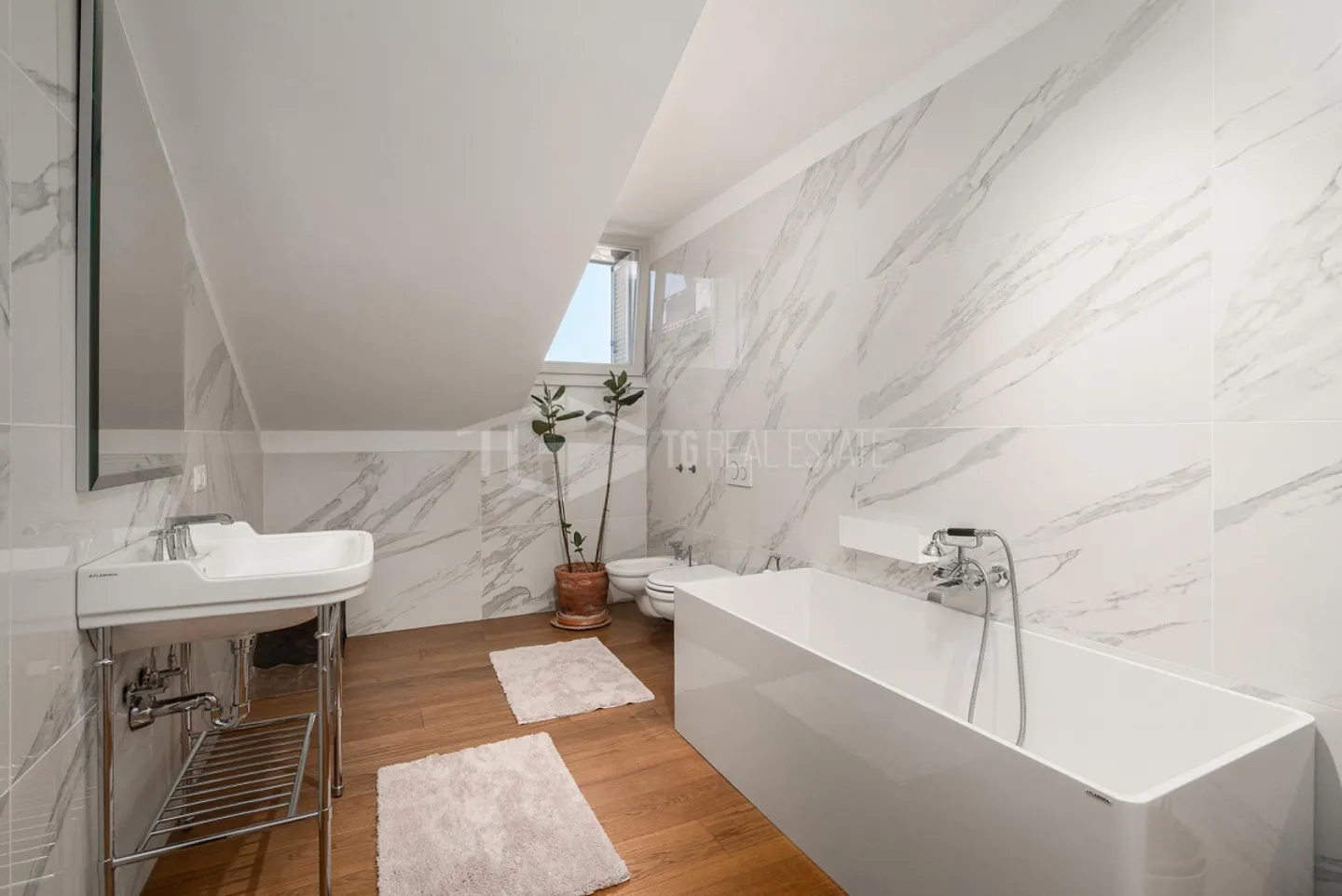 Luxus Atelier mit Seeblick - Foto 6 von 13