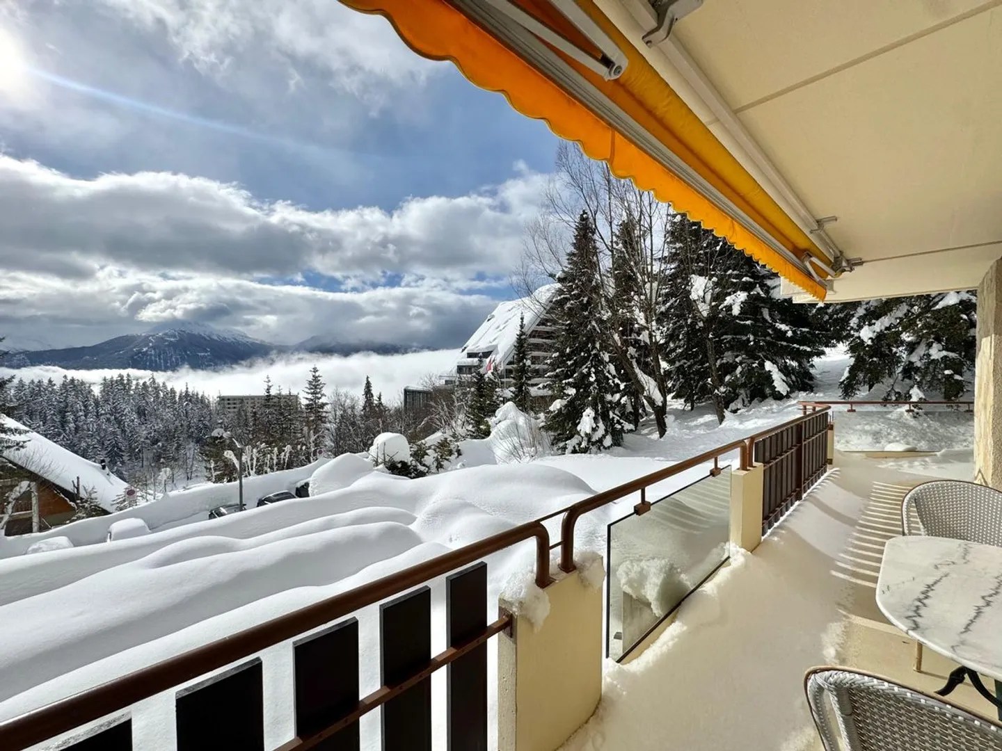 Luxury Apartment with Ski Access - Photo 13 of 13