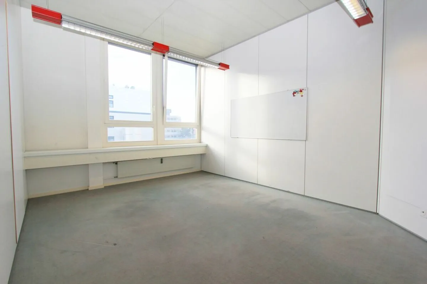 Gemütlicher Büroraum in Reinach - Foto 2 von 6