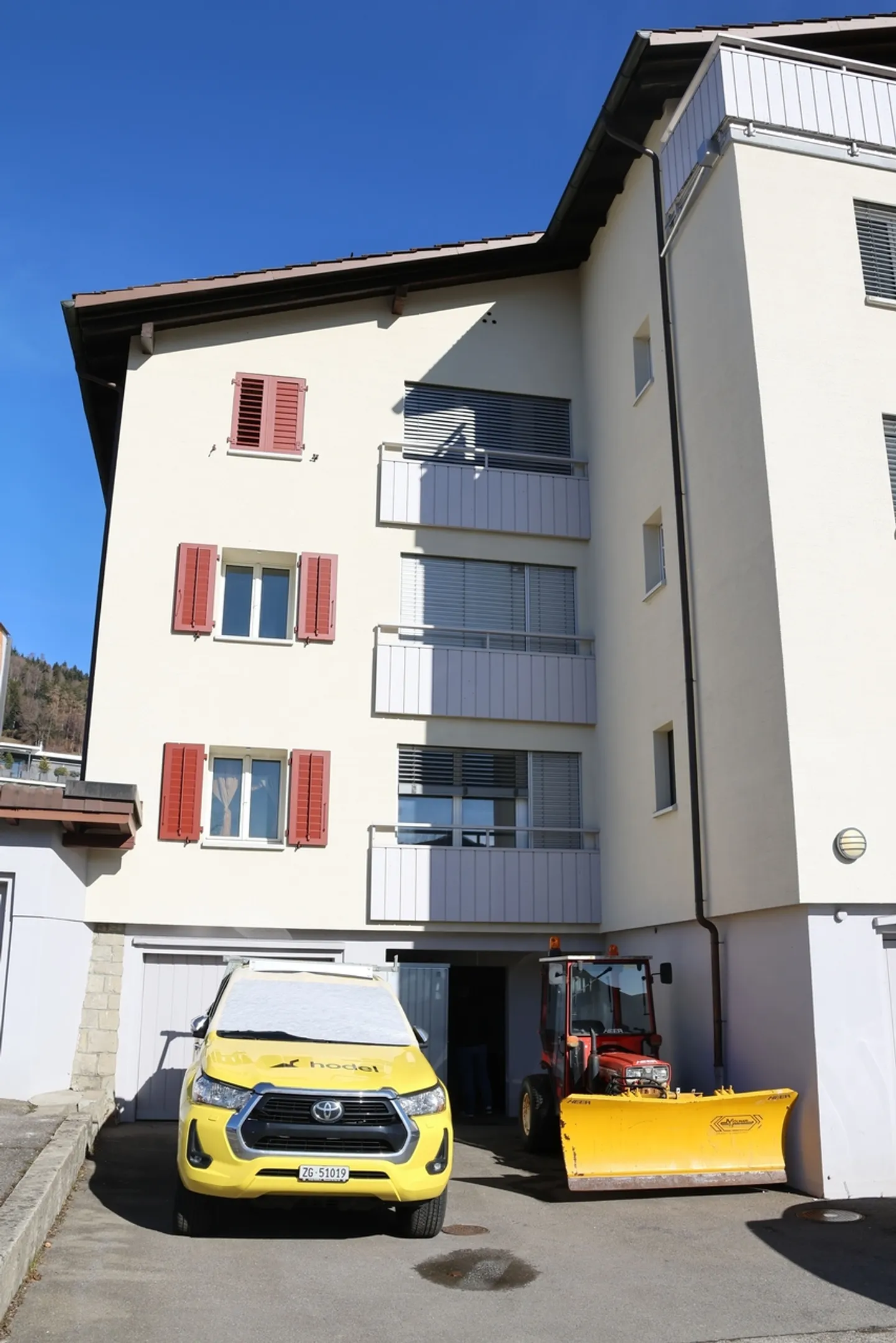 Attraktives Mehrfamilienhaus mit Rendite- und Entwicklungspotenzial in Unterägeri ZG - Photo 4 sur 11
