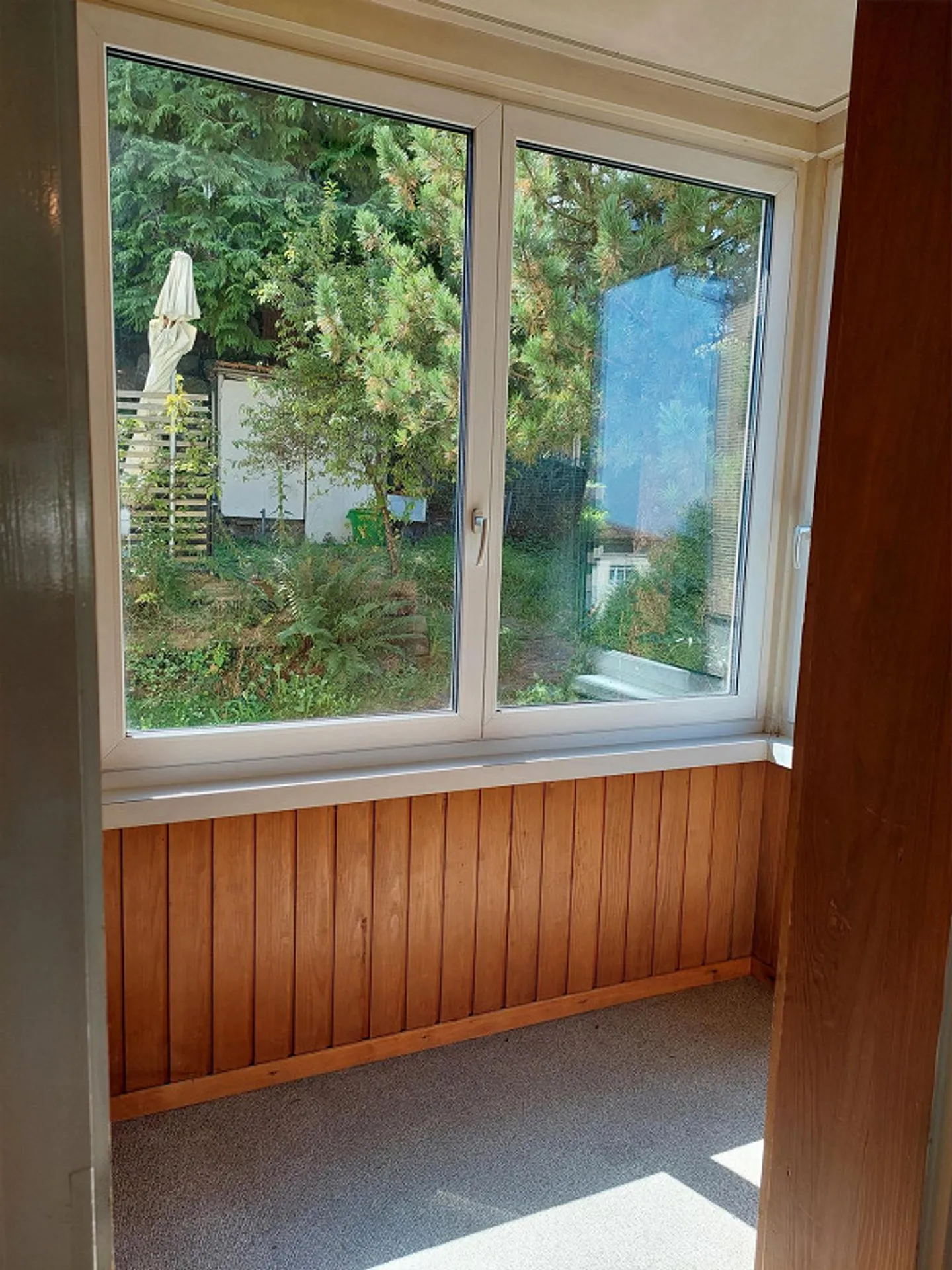 Centrally located 4-room apartment in a small multi-family house - Photo 9 of 11