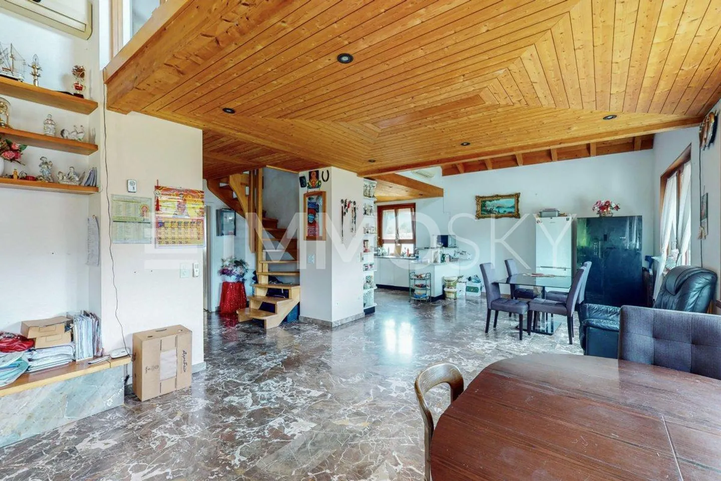 Large bright spaces with lake view and a mortgage at 0.8% - Photo 3 of 5