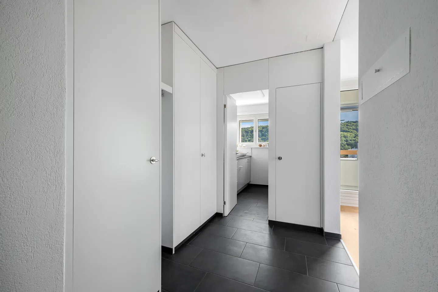 Appartamento 2.5 camere affascinante - Foto 11 di 12