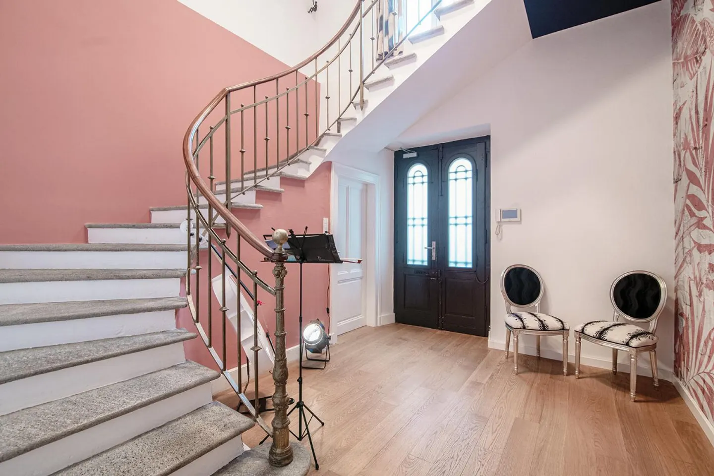 Direttamente dal Proprietario - Villa nel Centro di Lugano con Vista Completa sul Lago - Foto 14 di 30