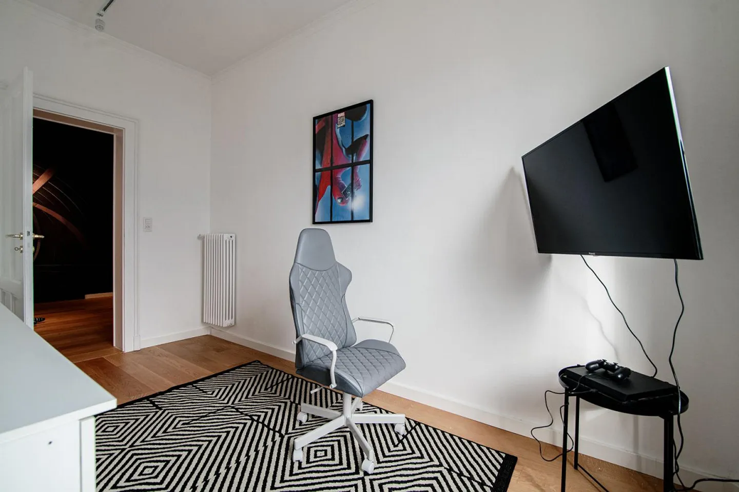 Direttamente dal Proprietario - Villa nel Centro di Lugano con Vista Completa sul Lago - Foto 19 di 30