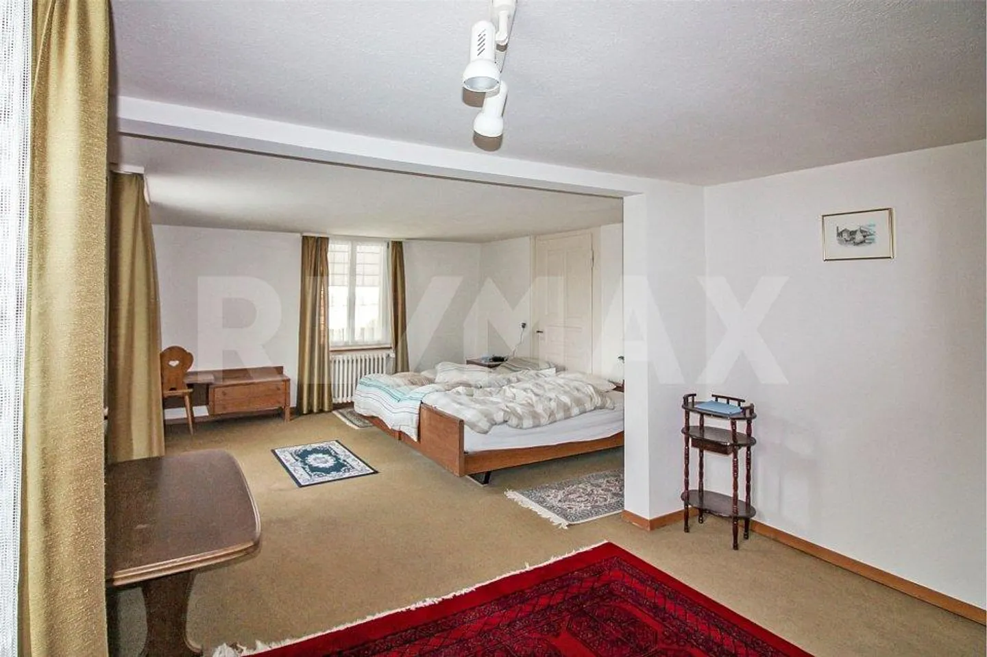 6½ Room Residential and Commercial Building with Development Potential in Central Location - Photo 6 of 10