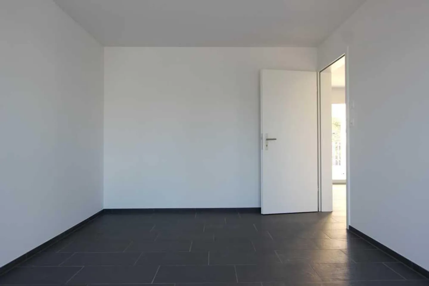 Superbe appartement en attique de 3,5 pièces à Zurich-Wiedikon - Photo 5 sur 7
