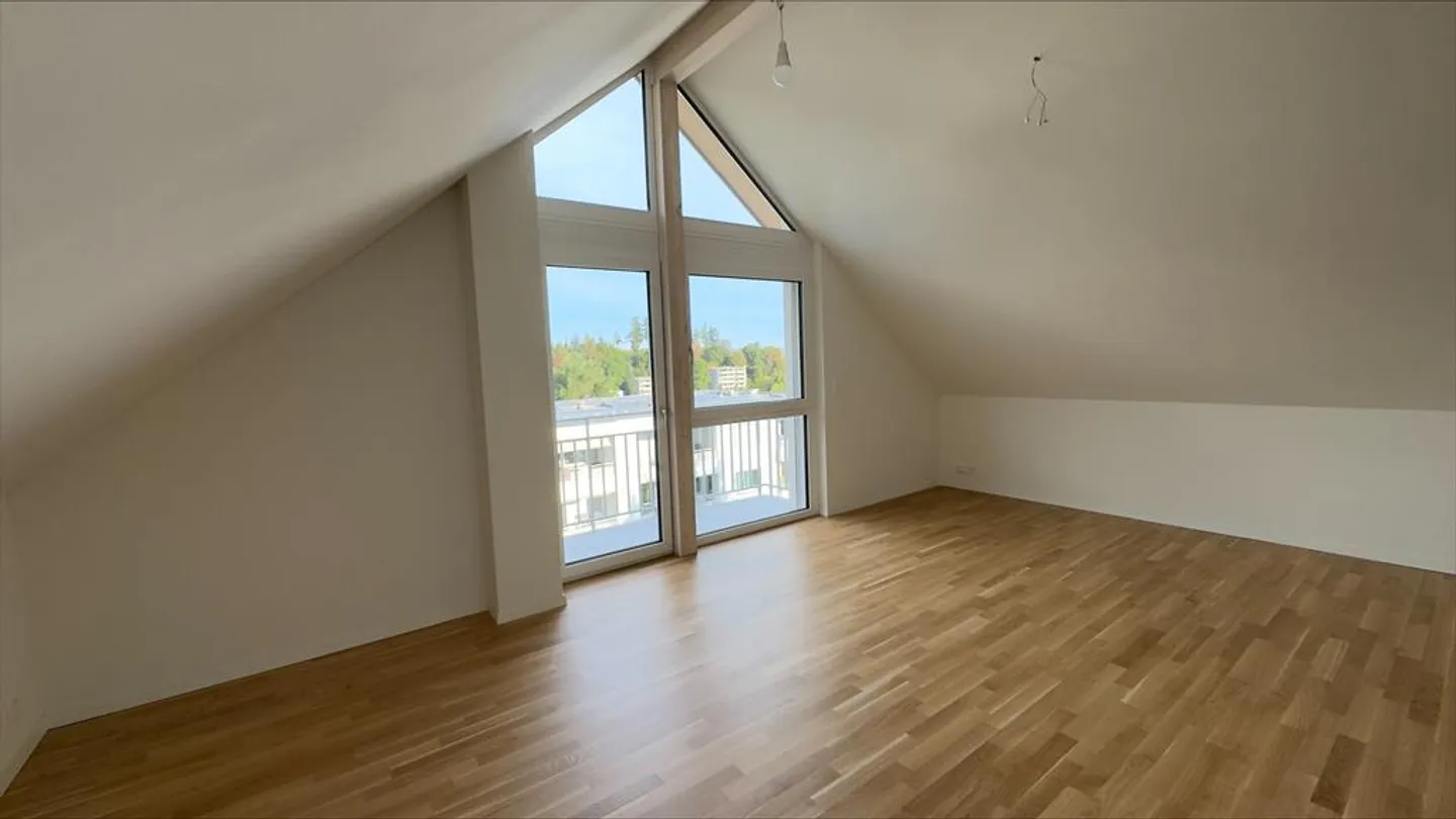 1 mois de loyer net OFFERT - appartement rénové de 3,5 pièces - Photo 2 sur 10