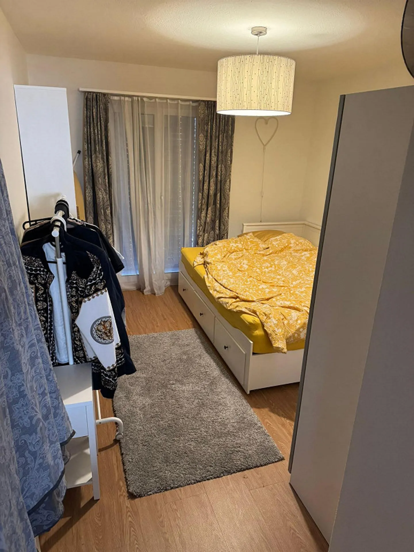 Incantevole appartamento di 4,5 stanze con nuova estensione del balcone - Foto 10 di 11