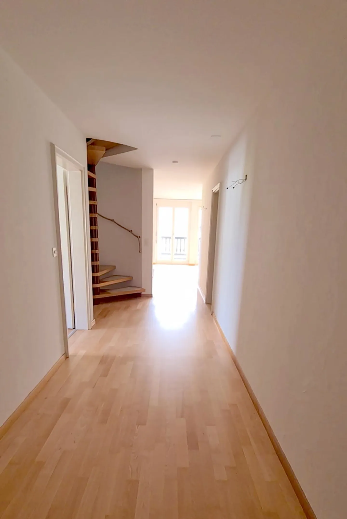Geräumige Maisonettewohnung - Foto 3 von 5