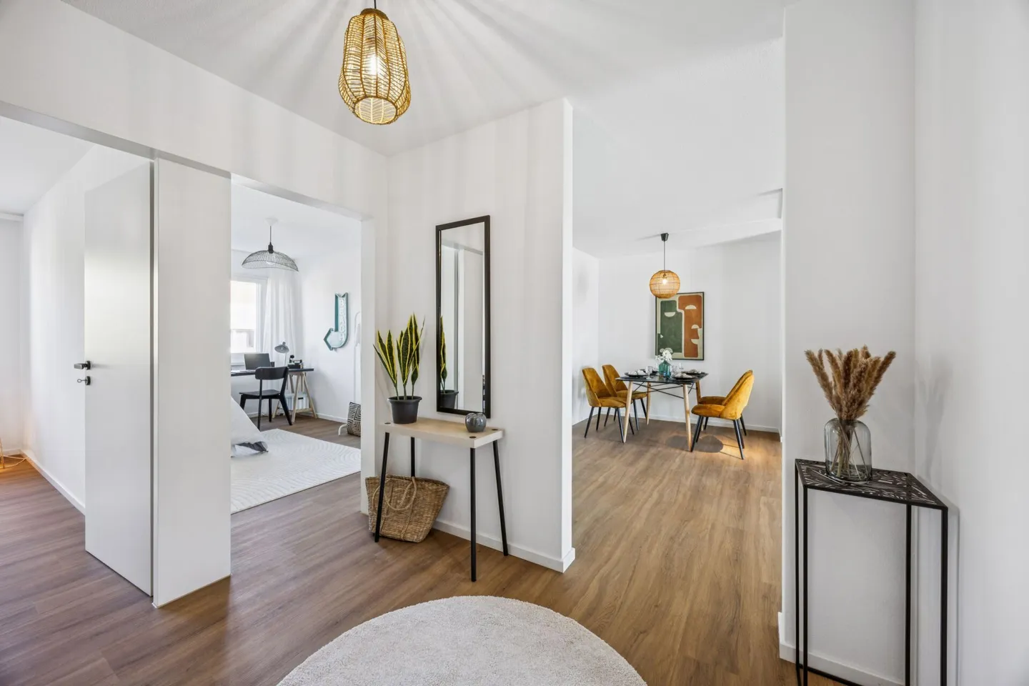 Rénové - Appartement moderne de 4,5 pièces avec balcon et vue à Widen AG - Photo 3 sur 7