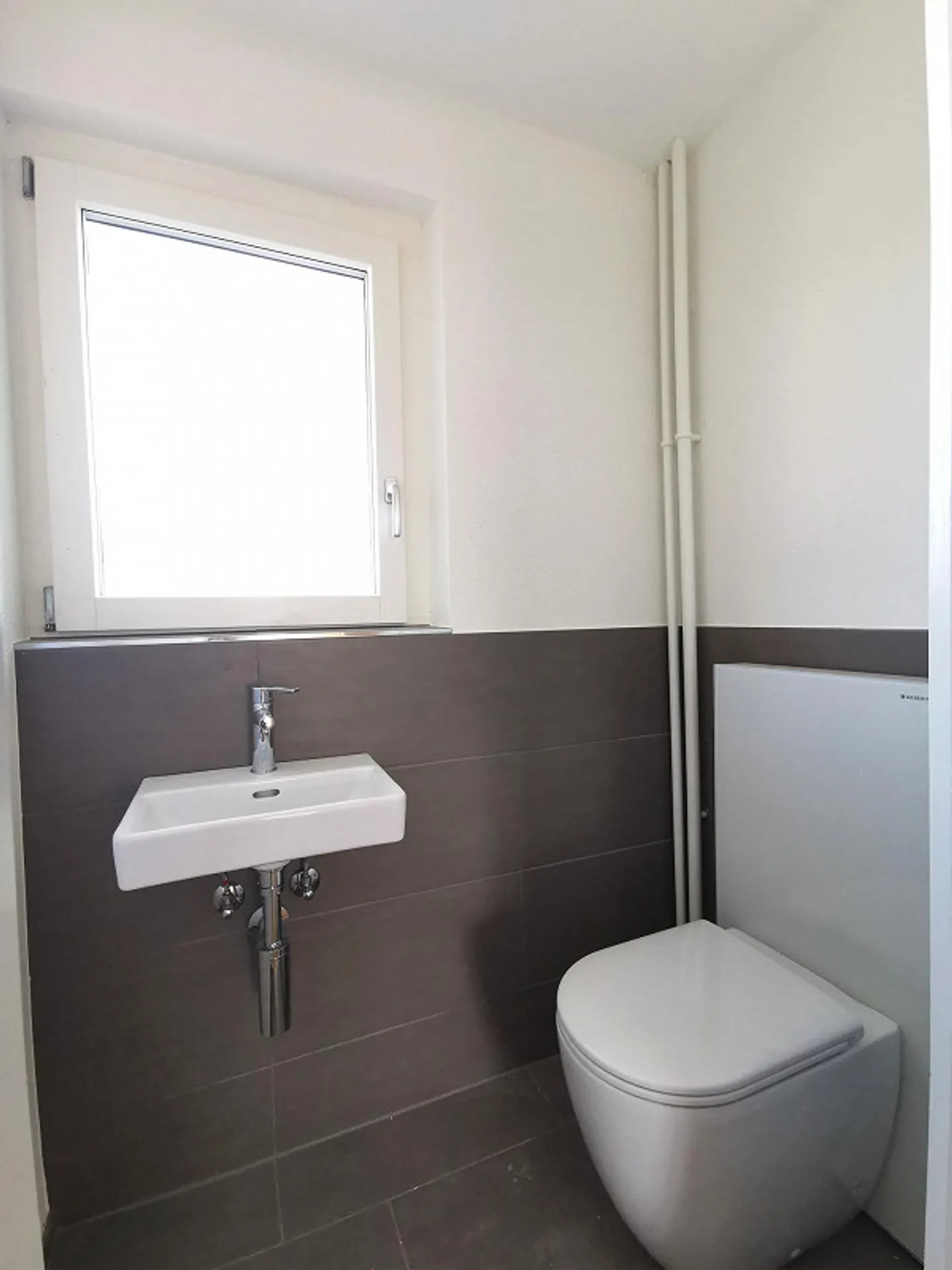 Appartamento giardino appena ristrutturato nel cuore di Meggen - Foto 10 di 13