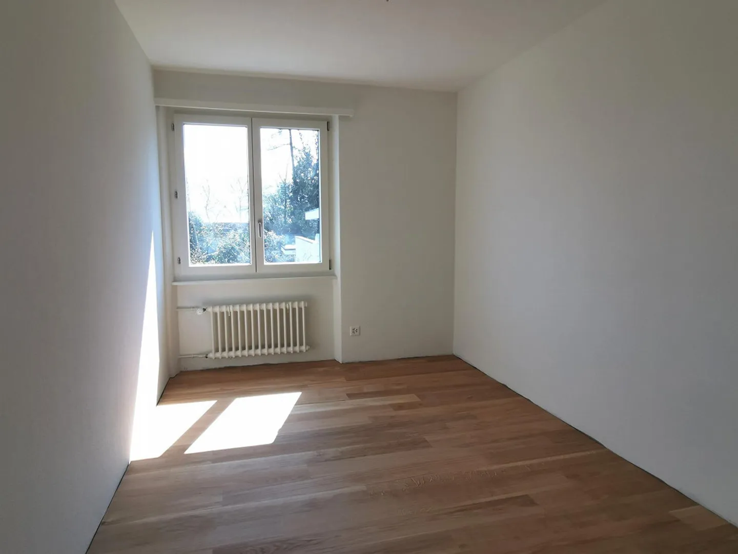 Appartamento giardino appena ristrutturato nel cuore di Meggen - Foto 12 di 13