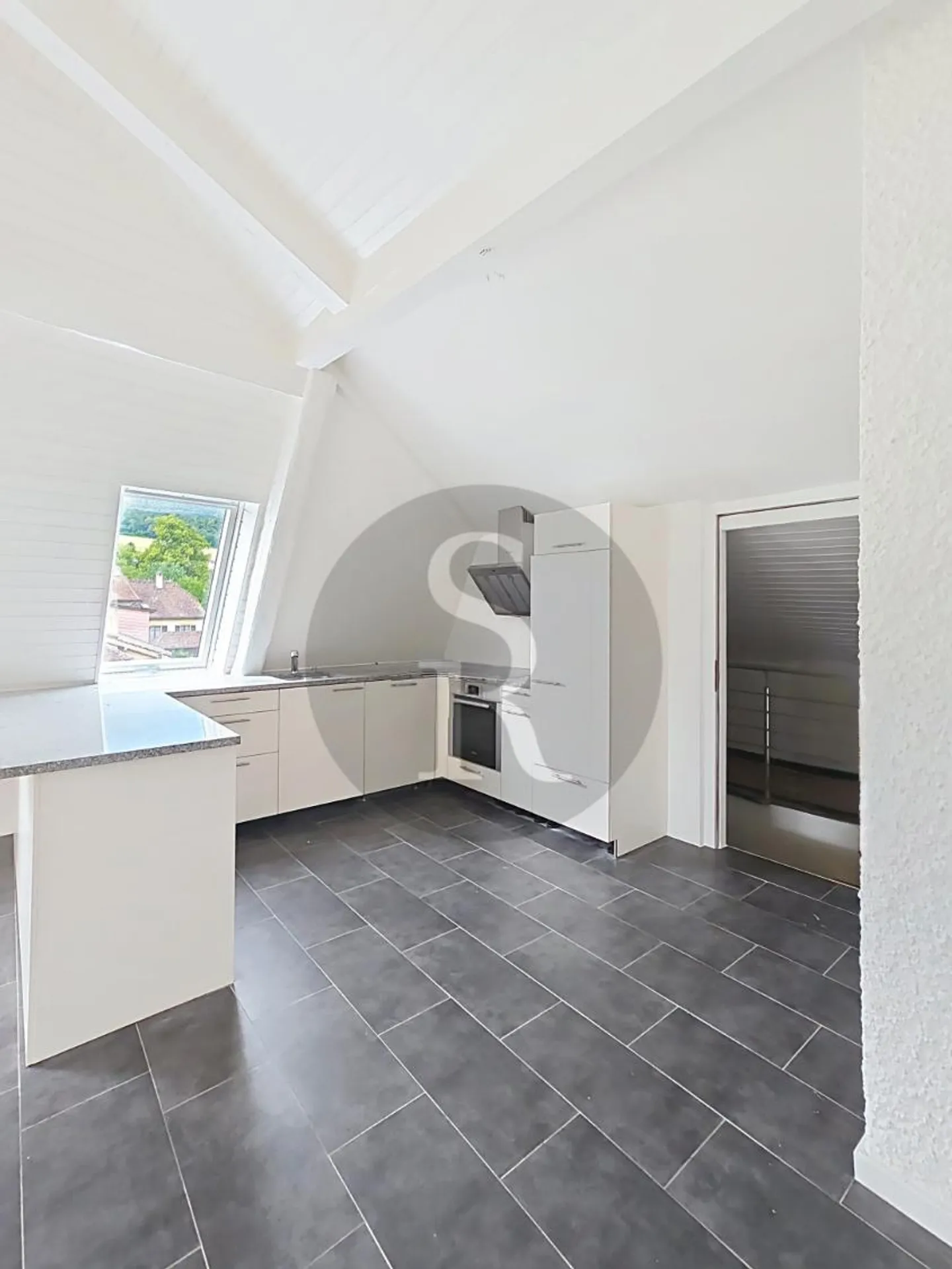 4-Zimmer-Wohnung - Foto 1 von 8
