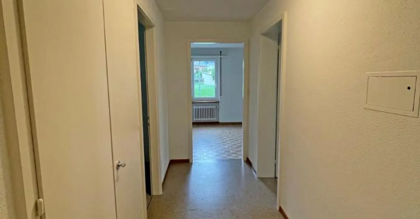 Vivere spazioso con ottima infrastruttura - Foto 2 di 4