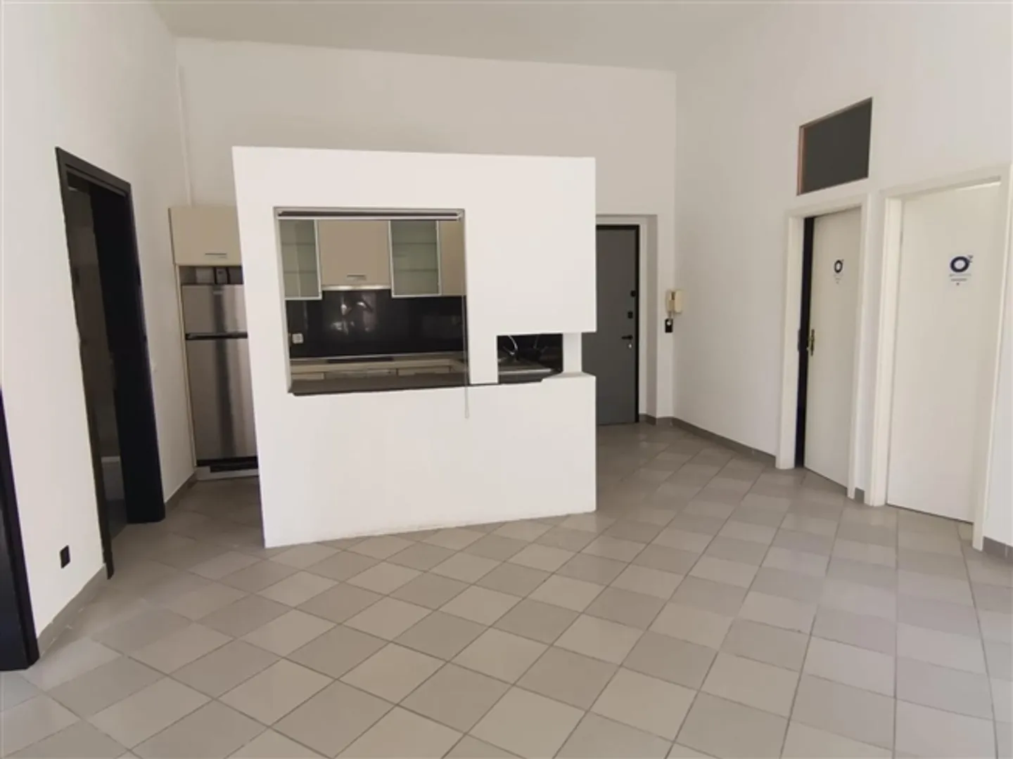 Apartment 4.5 rooms / 4 1/2-room city apartment - Photo 2 of 11