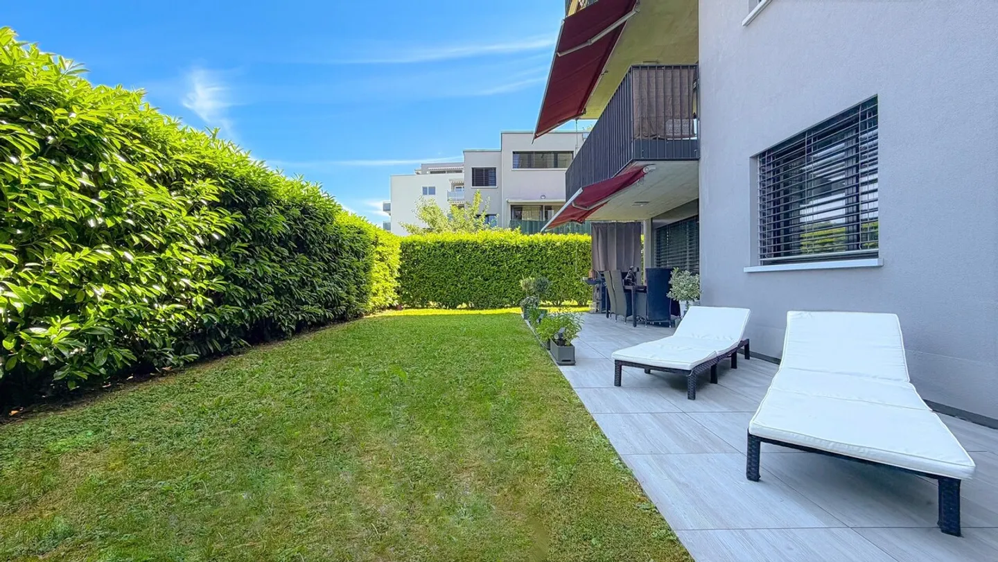 Family apartment 4.5 rooms with private garden and two terraces - Photo 12 of 16