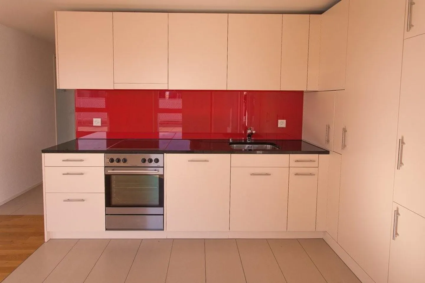 Central Penthouse Apartment with a View of the Green - Photo 2 of 11